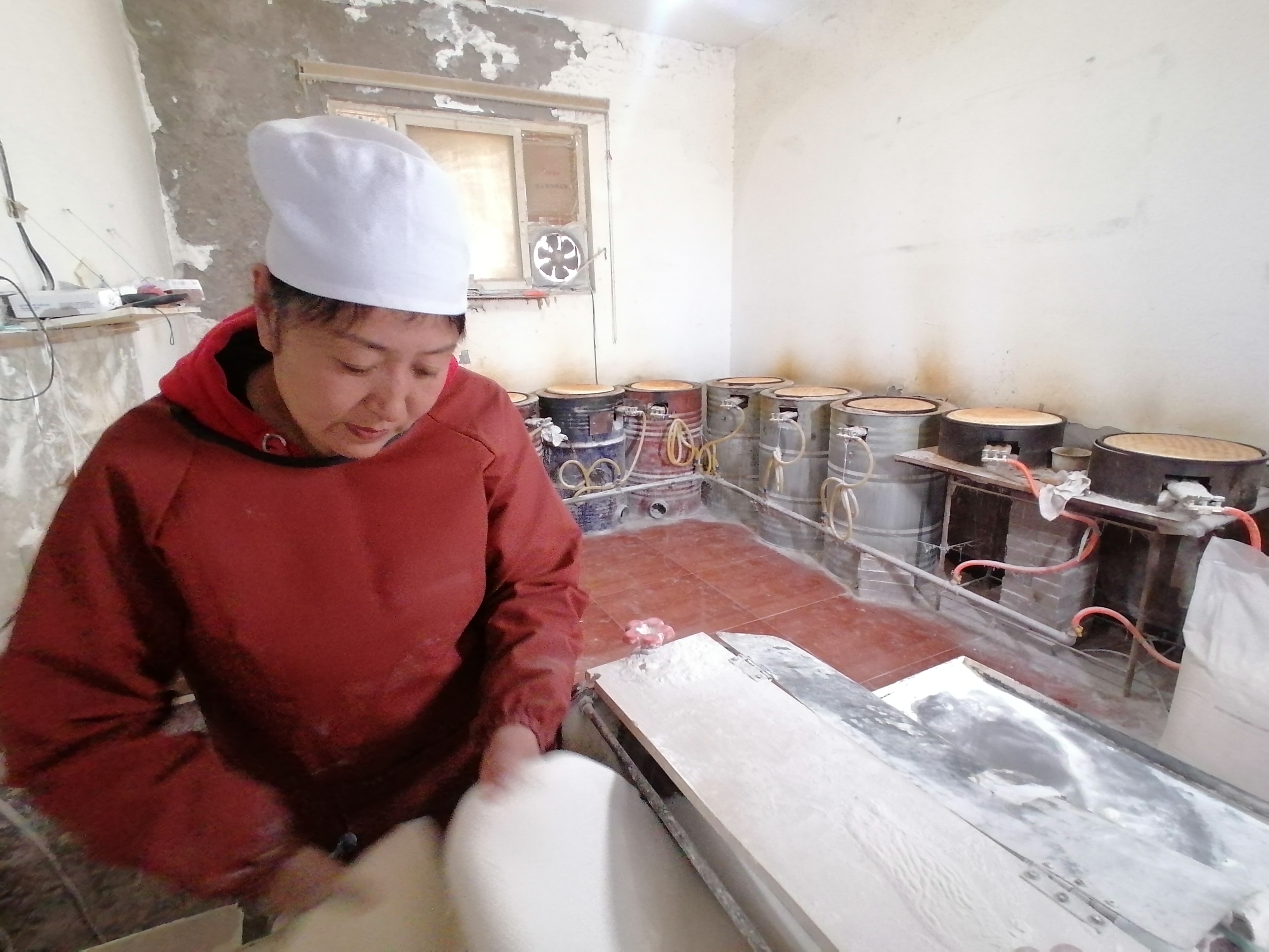 《功夫美食》探店开封传统小吃铁玉琴锅葵