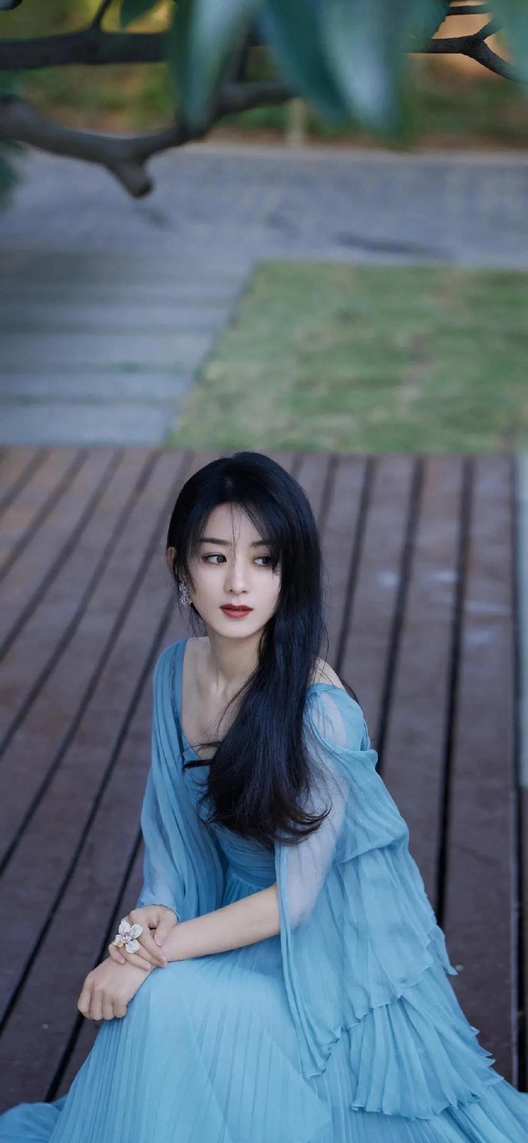 明星赵丽颖系列壁纸｜你所看到的惊艳，都曾被平庸所历练