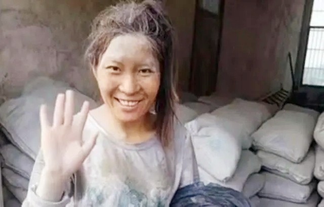水泥西施：日晒雨淋十小时，汗水滴进钢筋缝，只为撑起一家人的天。