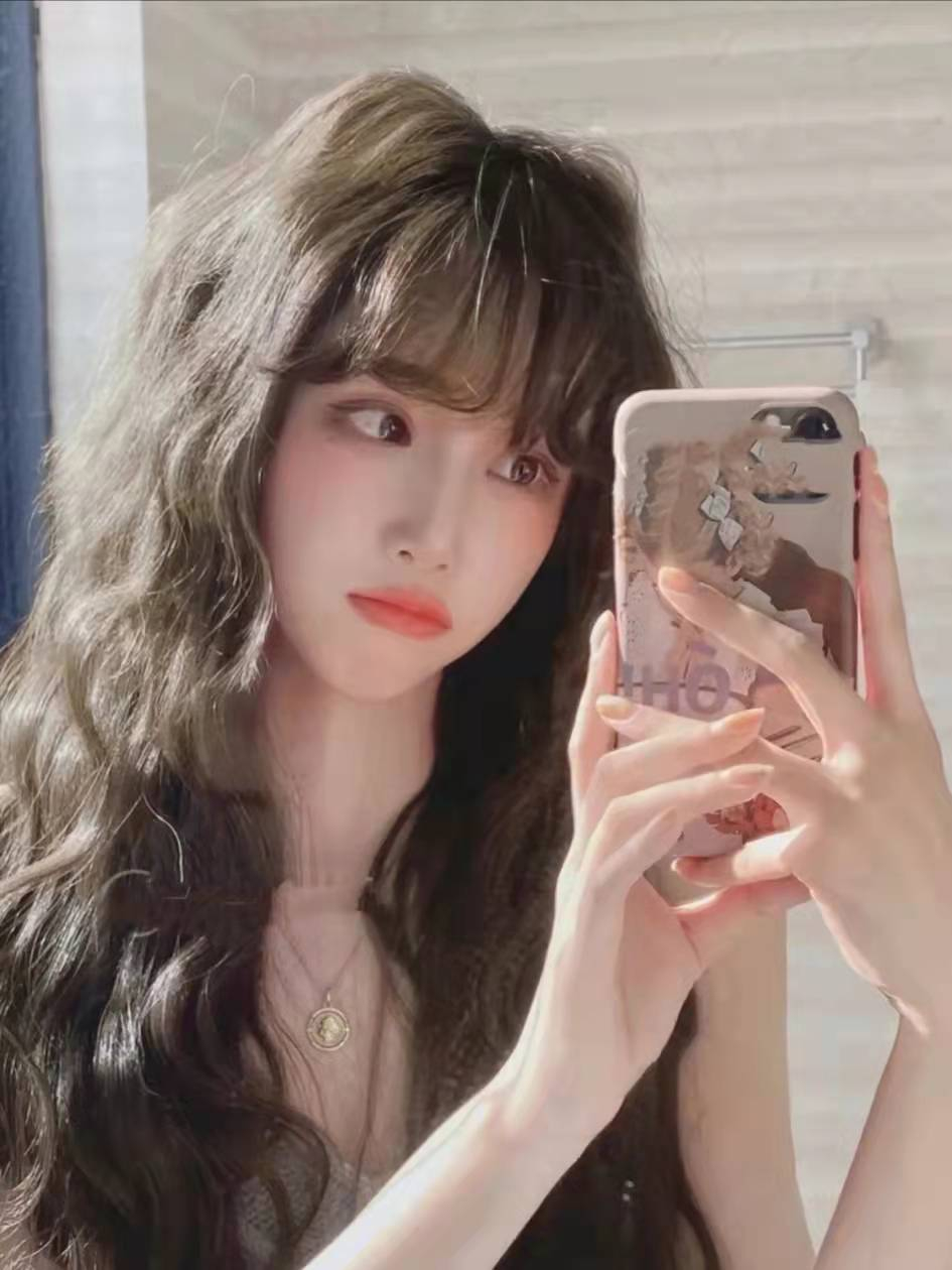 时尚的日系"羊毛卷",慵懒随意不失精致感,洋气显白不显老