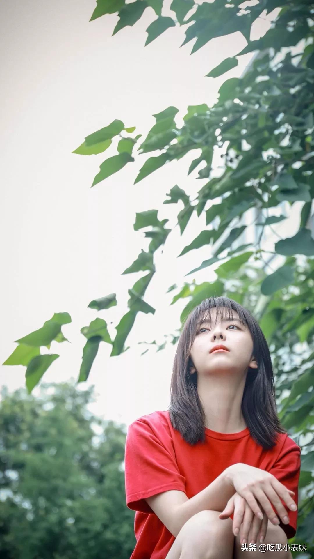 谭松韵，迷人的娃娃脸，甜美可爱