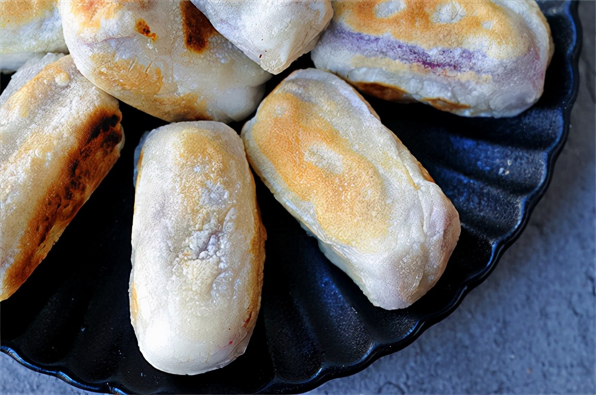 冬天吃红薯不如糕，1买就是10斤，不煮也不烤，一口一个超解馋