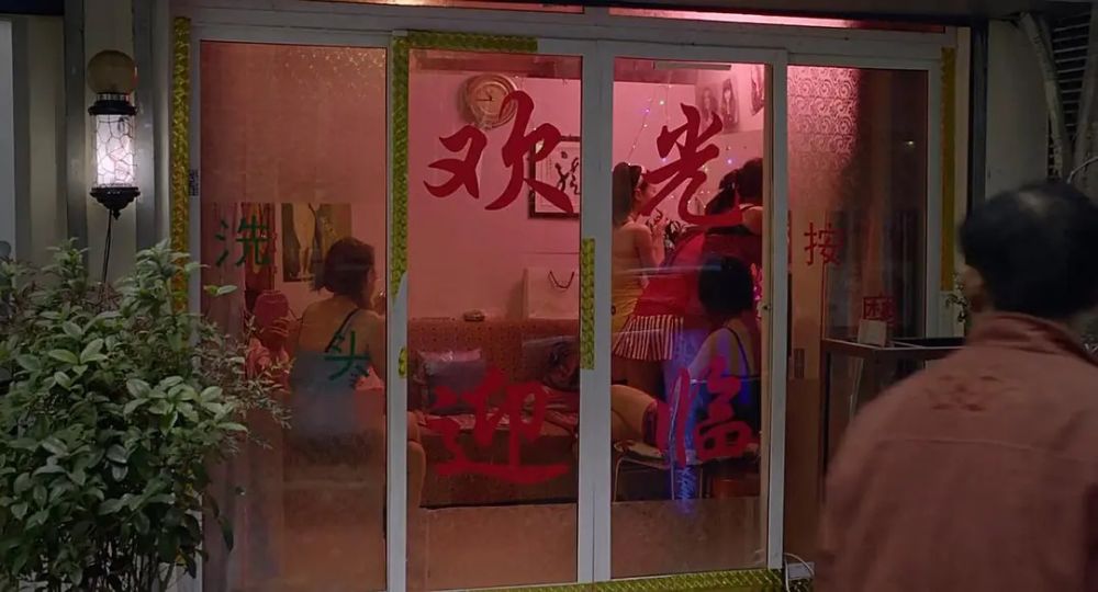 摆摊被赶？河南商丘一老人：我在这里摆了20年，咋就不能摆了？