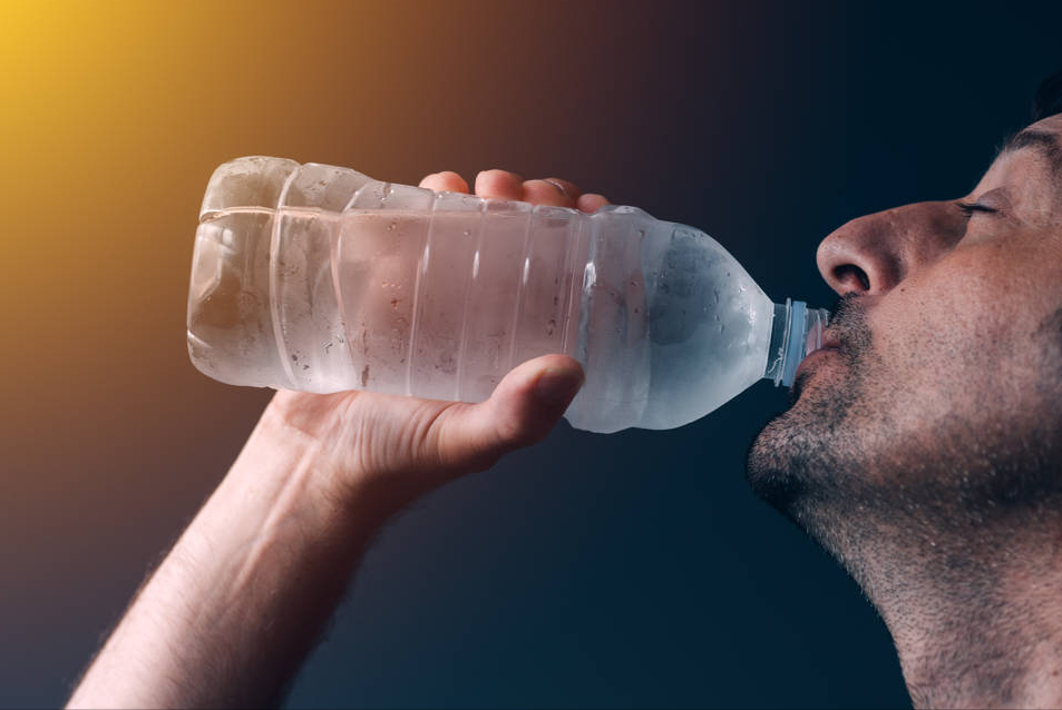 水喝得越多越好？哪些水不能多喝？什么时候是补水的最佳时候？