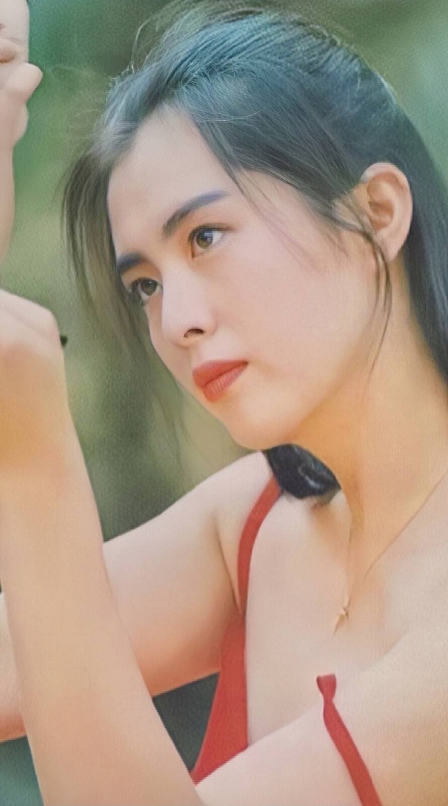惊艳韩娱的5位中国女星，古力娜扎上榜，王祖贤在韩国火了几十年