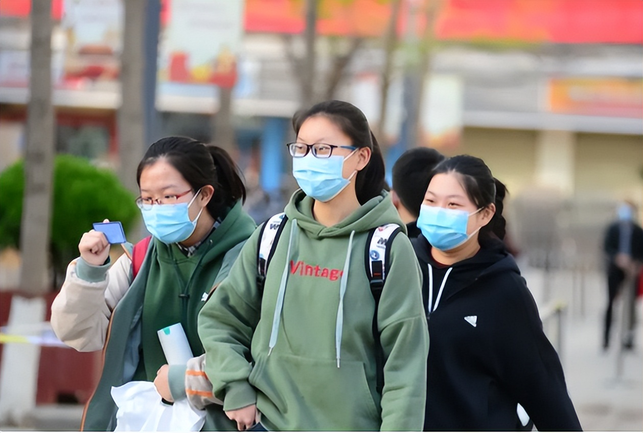 过来人走心分享，省内上大学和省外上大学区别很大，考生要了解