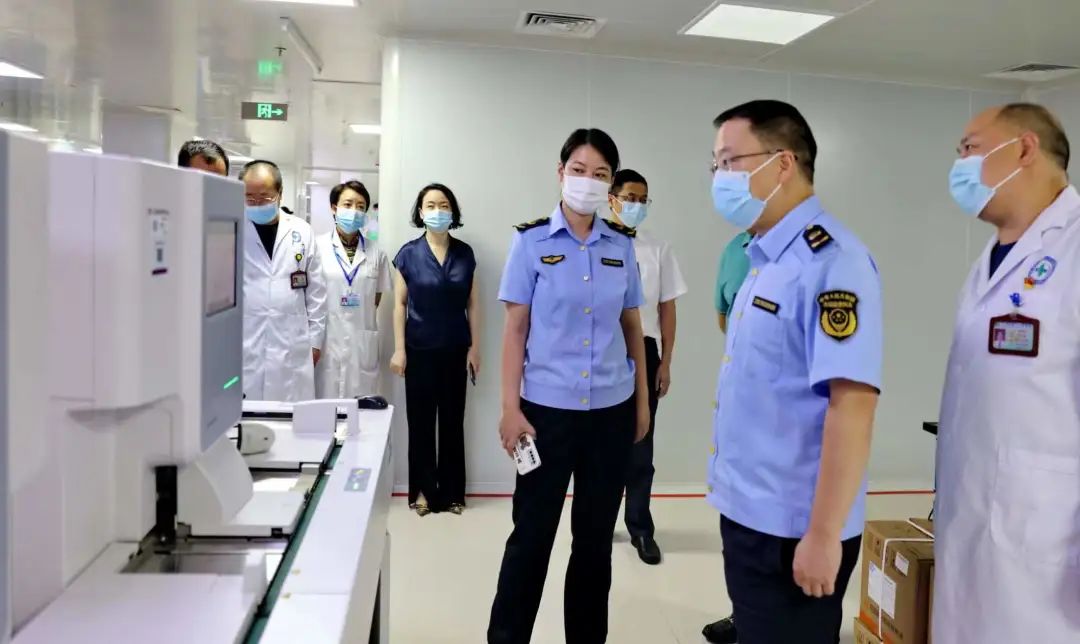 任湘涛督导检查市级医疗机构新冠病毒检测试剂质量安全