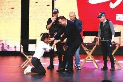 有种“整容”叫王宝强离婚，前妻马蓉变化不大，他却像换个人