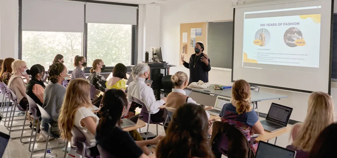 时尚管理是什么专业，到底交不交作品集？