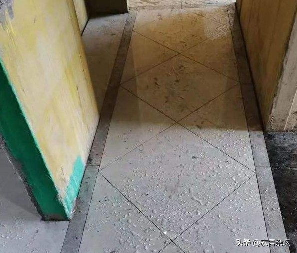 家装铺贴地砖有3大禁忌，会出现空鼓炸裂，这些问题要提前预防