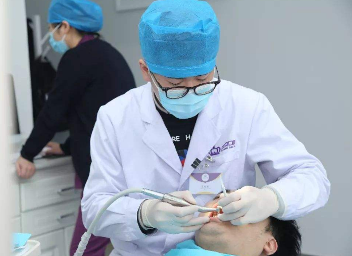 医学专业前景排行榜出炉，临床医学被挤出前三，榜首就业面很广