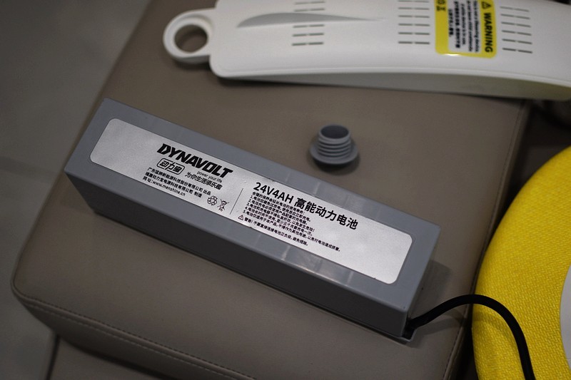 泳池最靓的崽 檬友爆风主义水上动力浮板