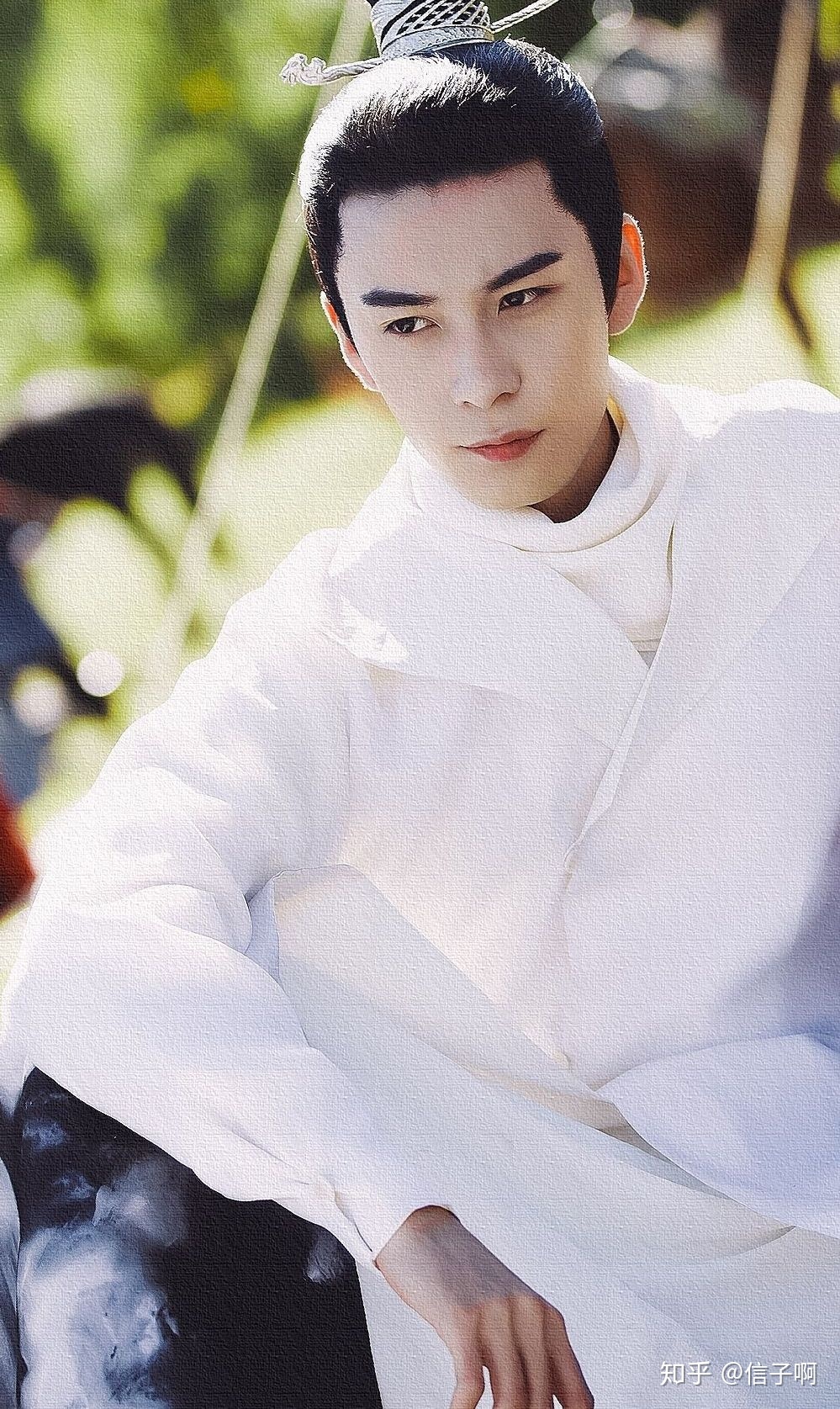 古风排行榜前十名男生-盘点十大古装男神颜值排名,肖战竟排在了末尾