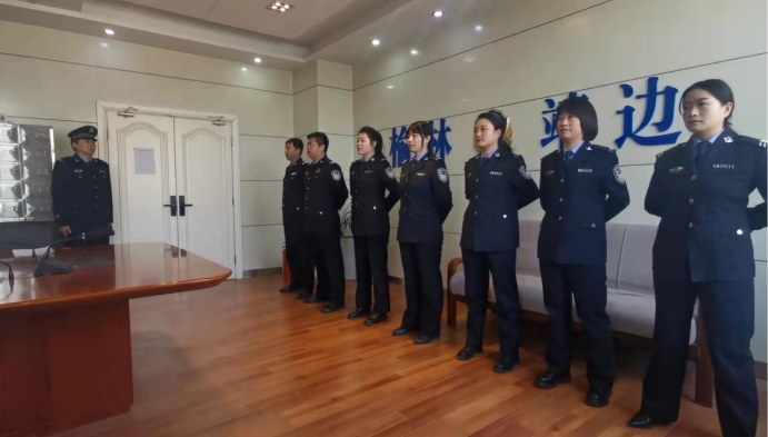 靖边县公安局指挥中心组织开展春季大练兵暨礼仪队列训练活动