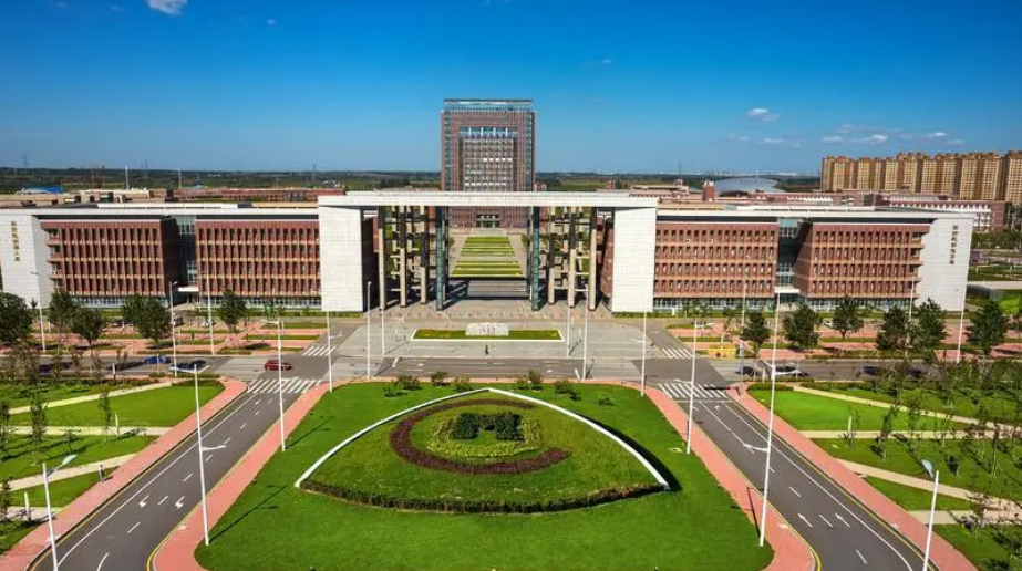 辽宁省大学前十强榜单出炉，东北大学退居第二，大连理工位列榜首