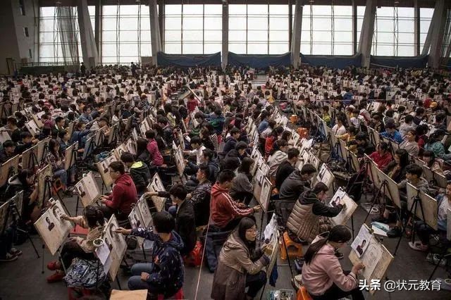 藝考生的艱辛誰能懂？“高考收心沖刺講座”教你?？己笤撊绾我?guī)劃