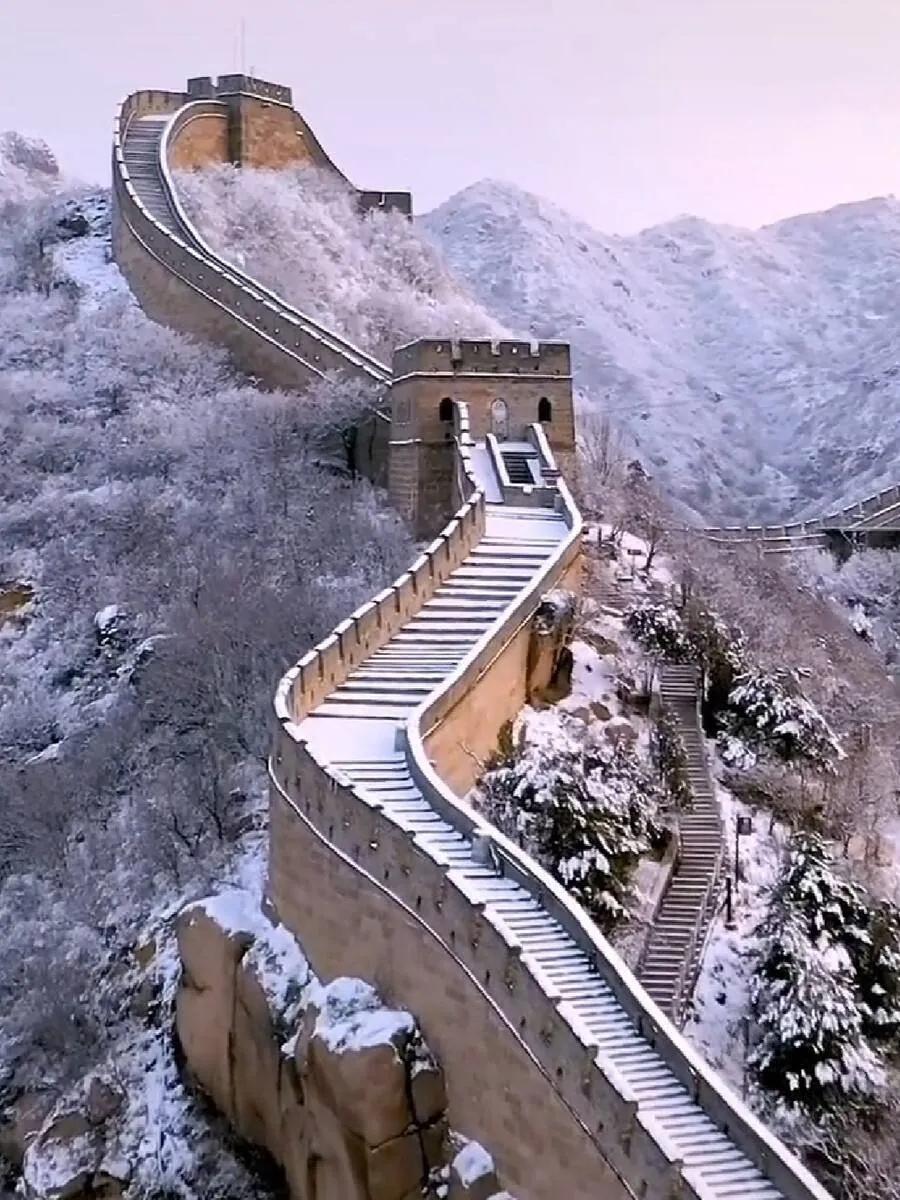 《长城雪景》