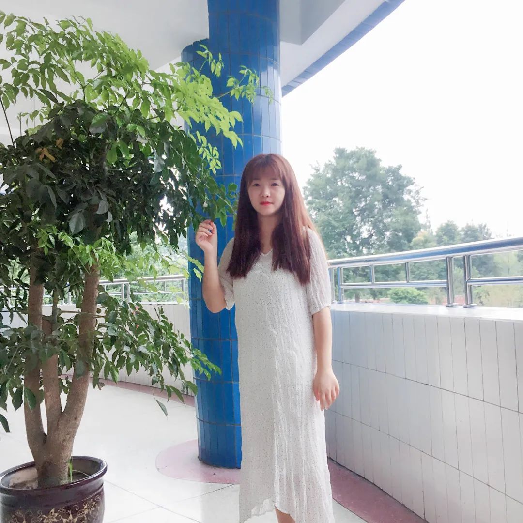 双流区金桥小学开展青年教师首届阅读伴成长读书演讲比赛