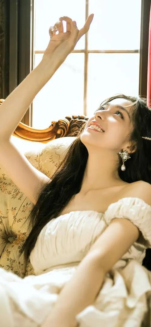 女明星特辑之新人演员钟丽丽