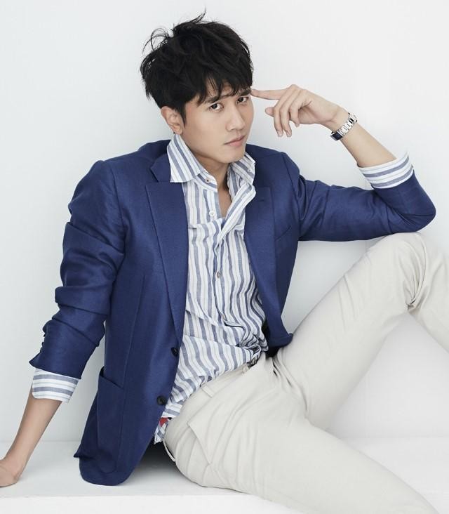 身高超过185的12位男星，个个“鹤立鸡群”，不用偷偷塞内增高