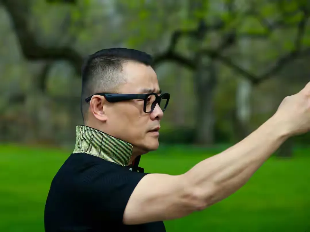 报读过长江商学院的明星，有人喜结良缘，有人负债累累成老赖