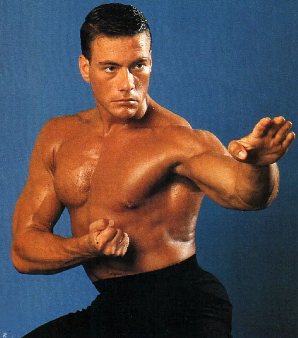 充满力量感的尚格云顿，始终是很多人心中最劲爆的动作巨星