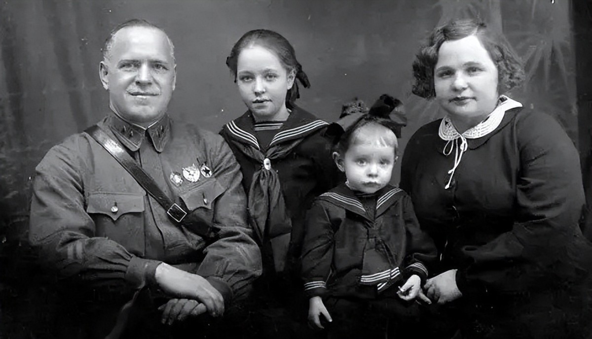 ��ɷ�쳡�ı������һ�����ߵ�˹���֣������ַ�����