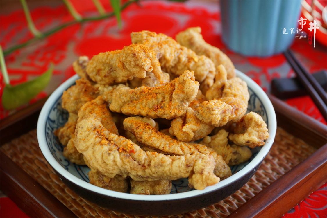 炸小酥肉，面糊记得用这3样混合就行了，外酥里嫩，放凉也好吃