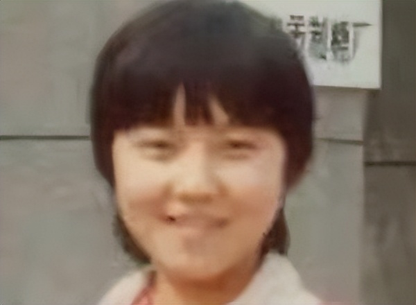 不仅名气大，军衔也高到吓人！这12个明星，个个一身正气堪称清流