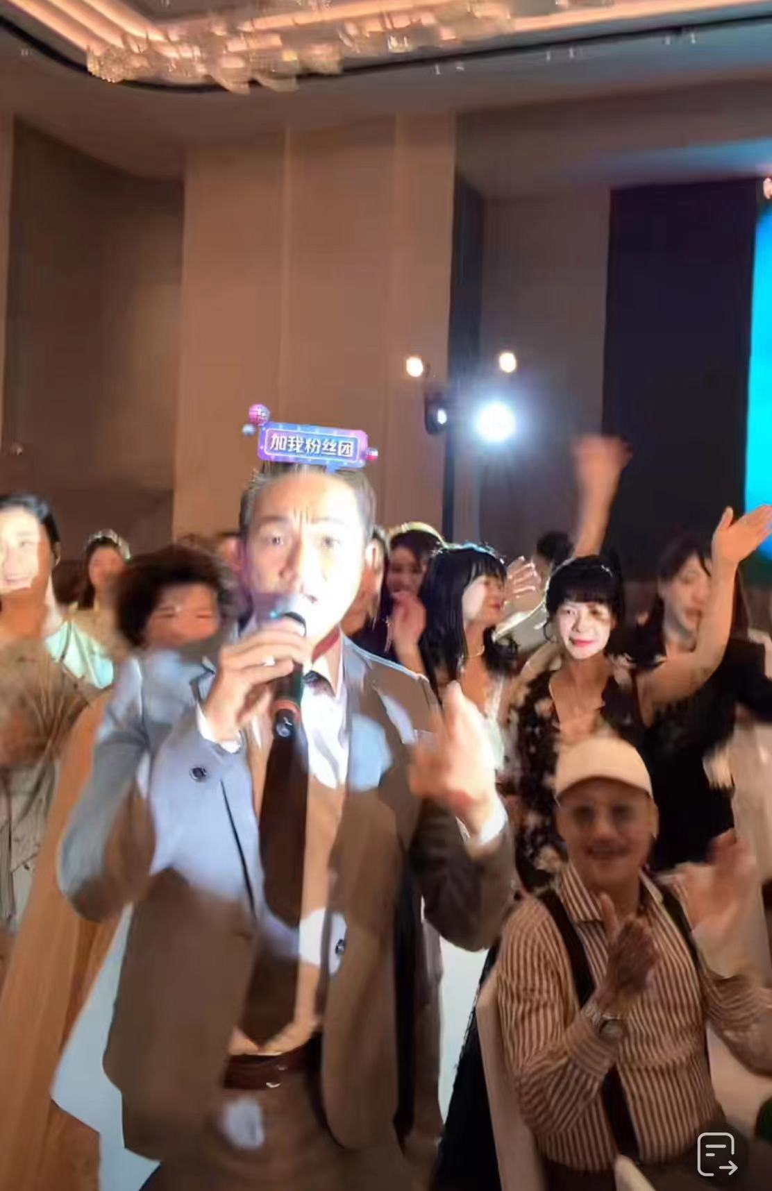 千万网红阔太cici豪华庆生，众多明星捧场，她到底是谁