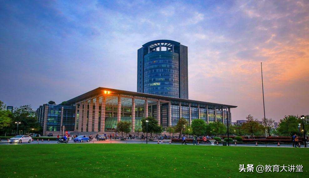 浙江最好大学最新排名，浙大第一，宁波大学跻身前三
