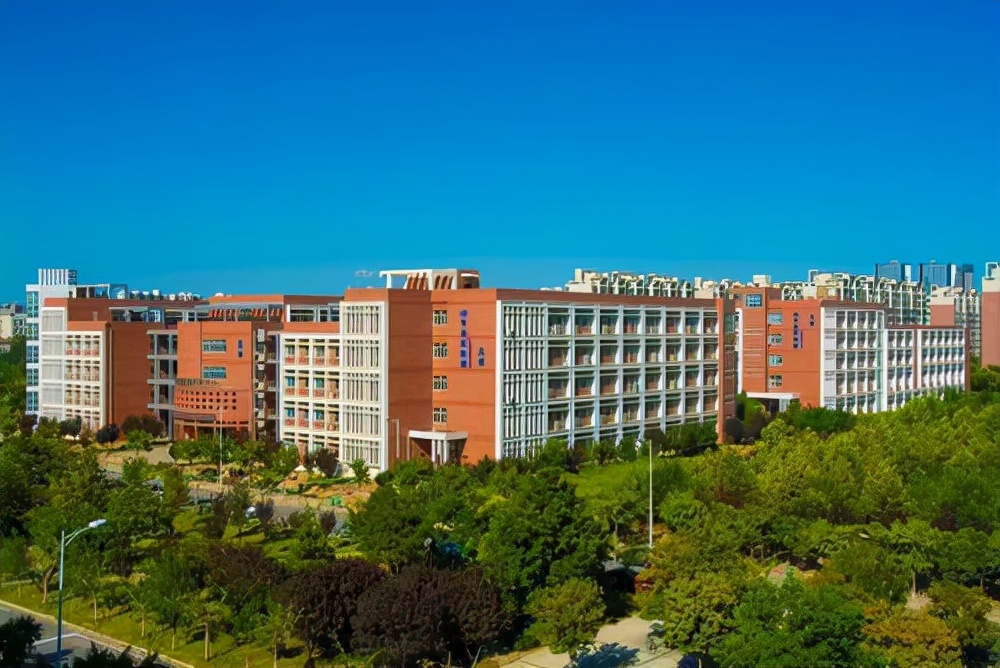 福建三所大学毕业证一文不值，早被官媒点名曝光，家长报考需谨慎