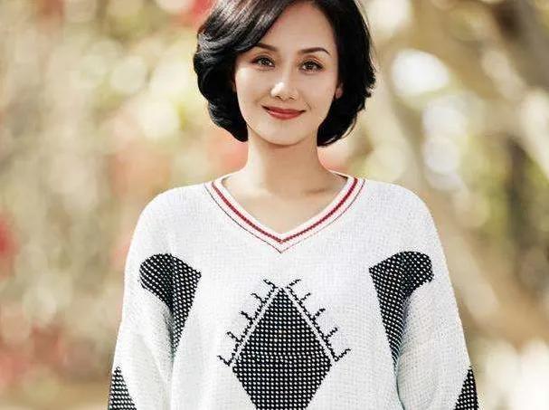 5位“妈妈专业户”演员：天生一张贵气脸，养尊处优，演不了穷人