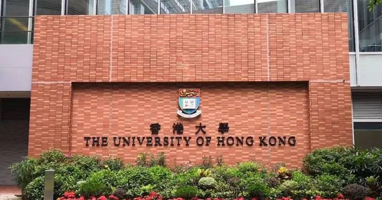 高考后留学香港，无缝衔接英美，还不赶紧安排上？