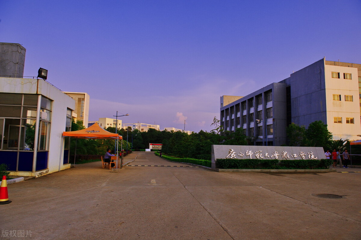 广西转设成功的5所独立学院，近两年刚招生收分略低，本专科都有