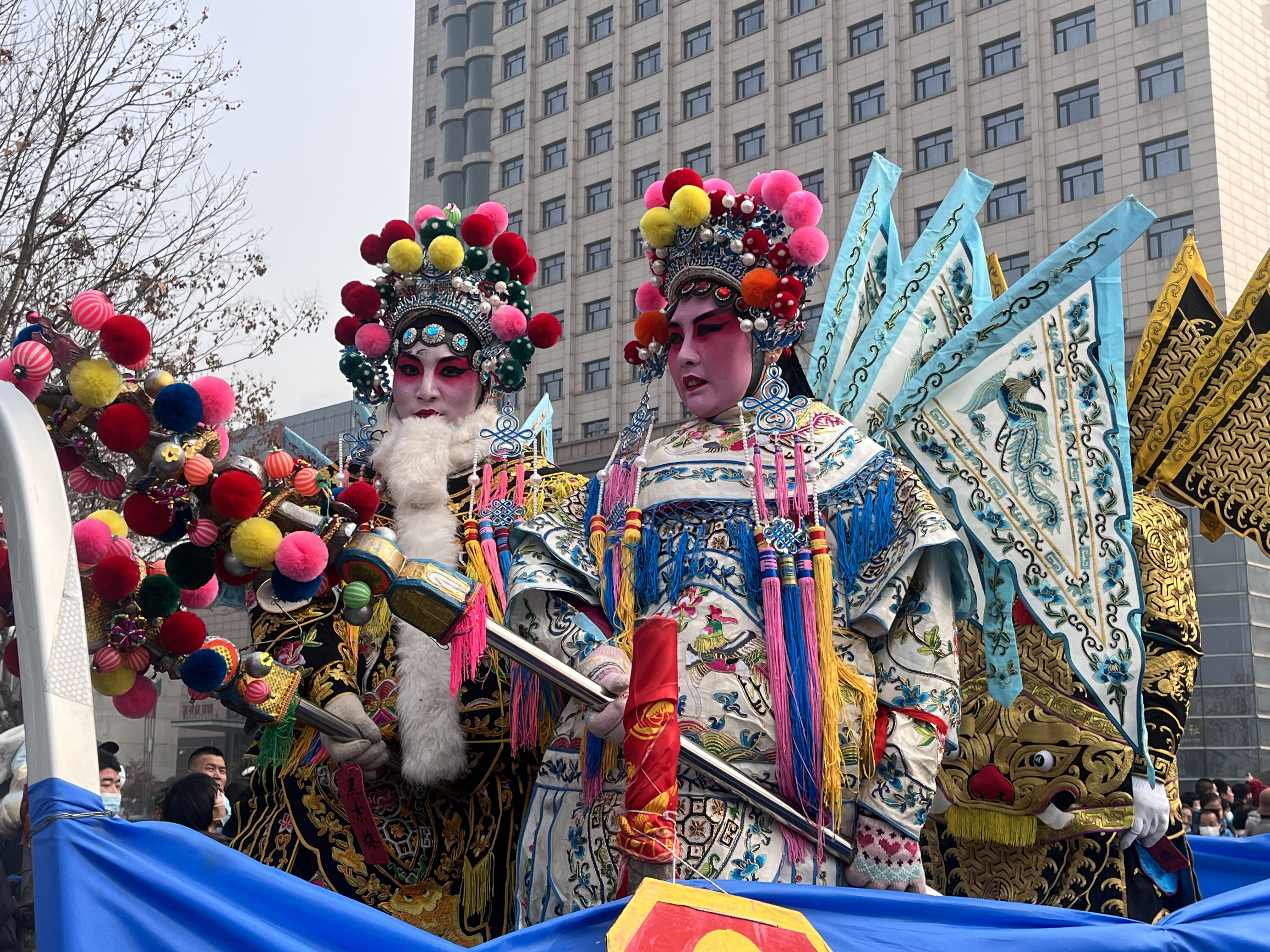 太震撼！陈仓区民间社火闹元宵，尽显非遗魅力