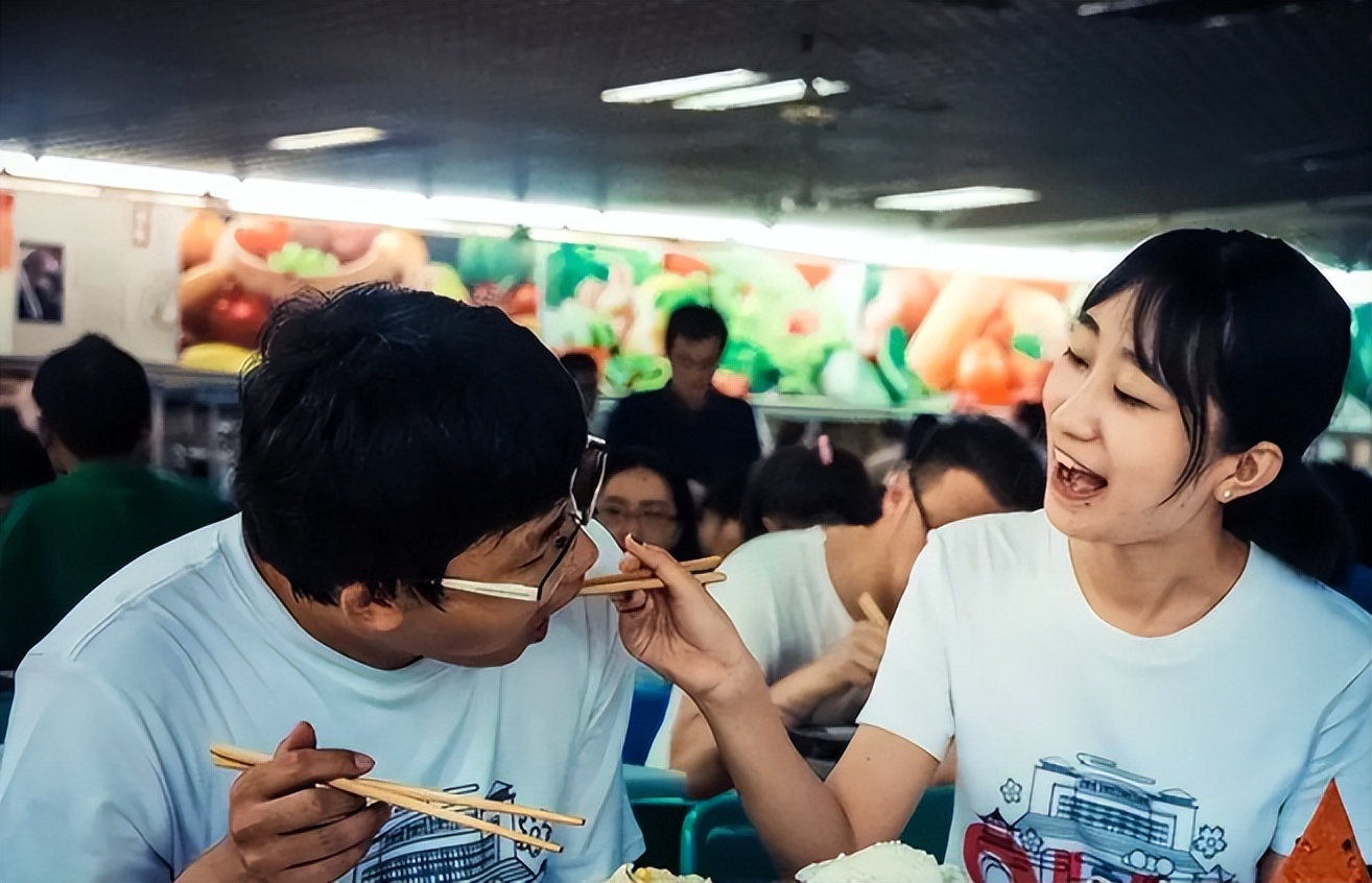 “我不提倡大学谈恋爱”，毕业分手不是主因，老师的话值得深思