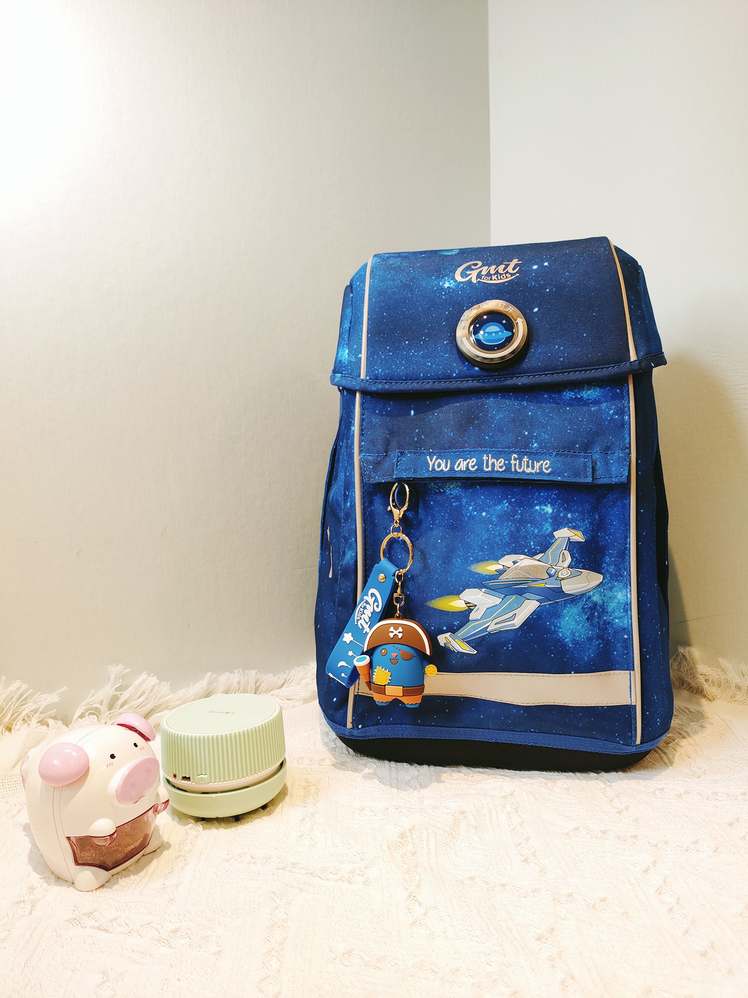 颜值和功能性兼具的小学生书包优选——GMT不倒翁书包