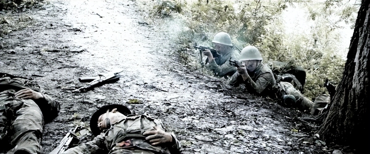 吴京硬汉枪战动作片《战狼》武器解析盘点