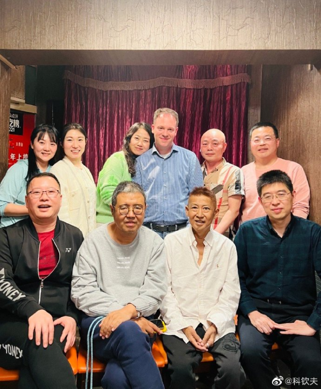 音乐人冯锐尿毒症去世，曾为黄绮珊沙宝亮创作金曲，黄绮珊痛悼