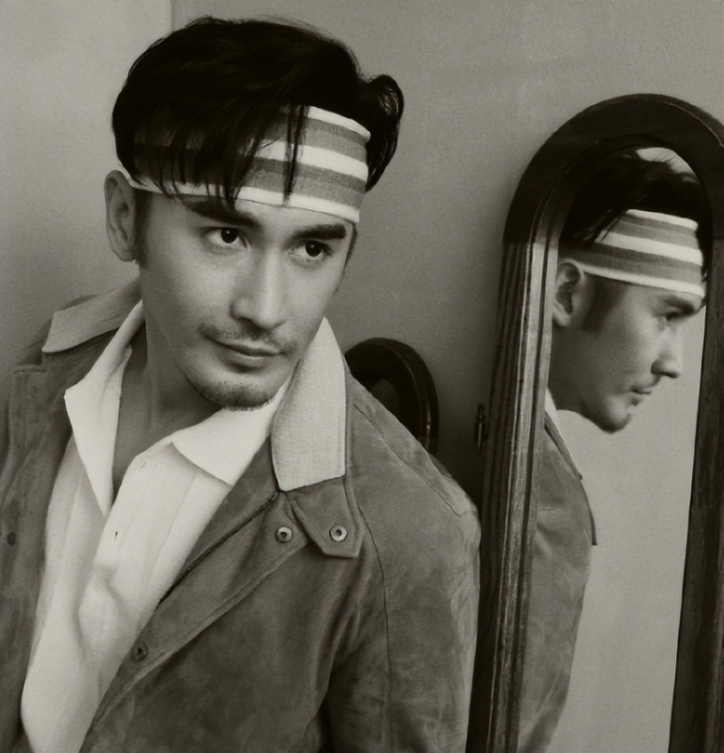 10位长得像“混血儿”的男星，个个明眸皓齿，实打实的中国美男子