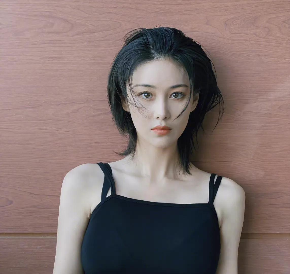 美丽军嫂张馨予