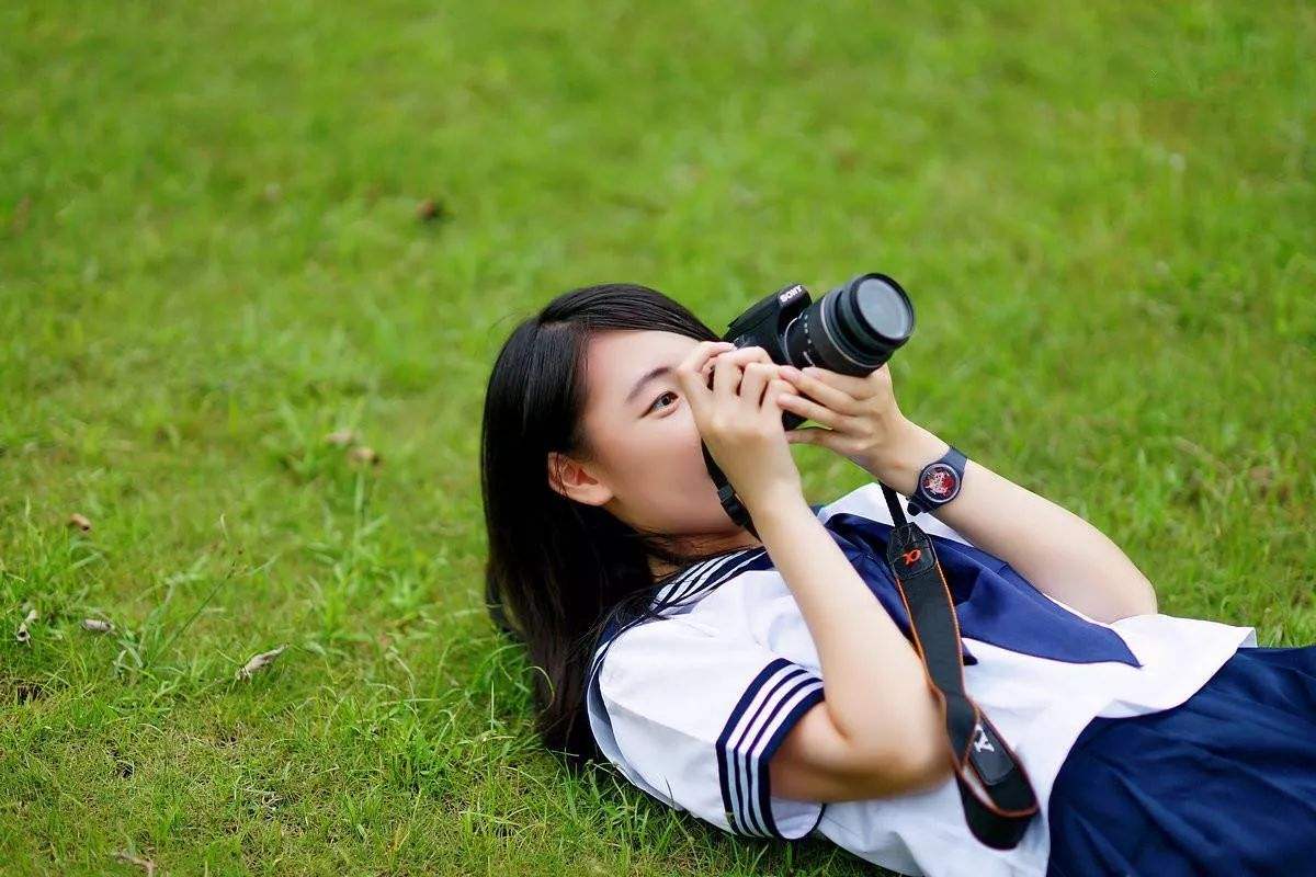 香港大学教授描述大学生最好的状态，现实却成“卷不过、躺不平”