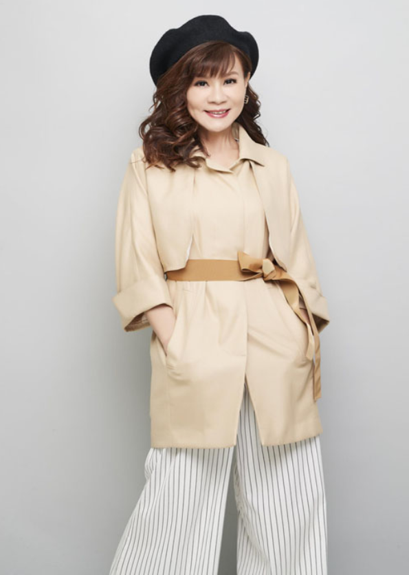 歌手龙千玉：爱女和父亲接连离世，儿子车祸，她的生活现状怎样？