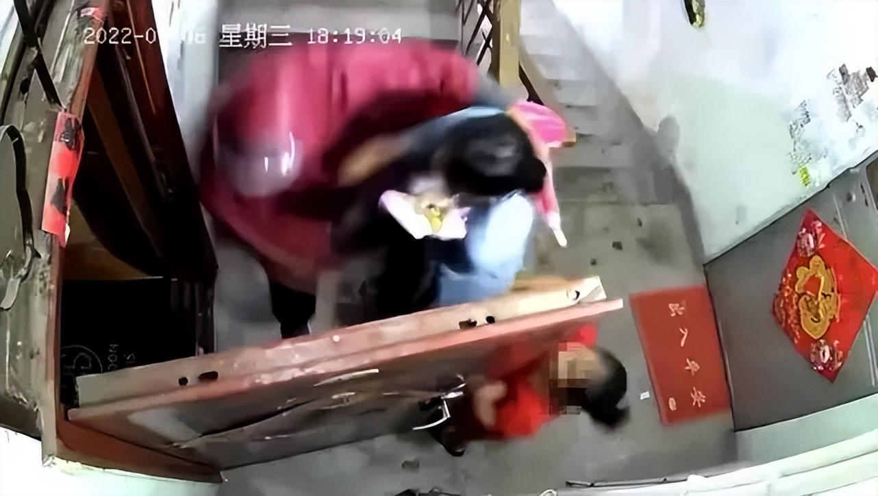 壡Ϊ˸飬ǰҼſ