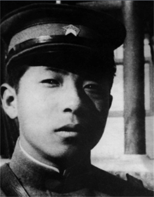 蒋介石临终遗言，对着蒋经国说出囚禁张学良的原因：不能放虎归山