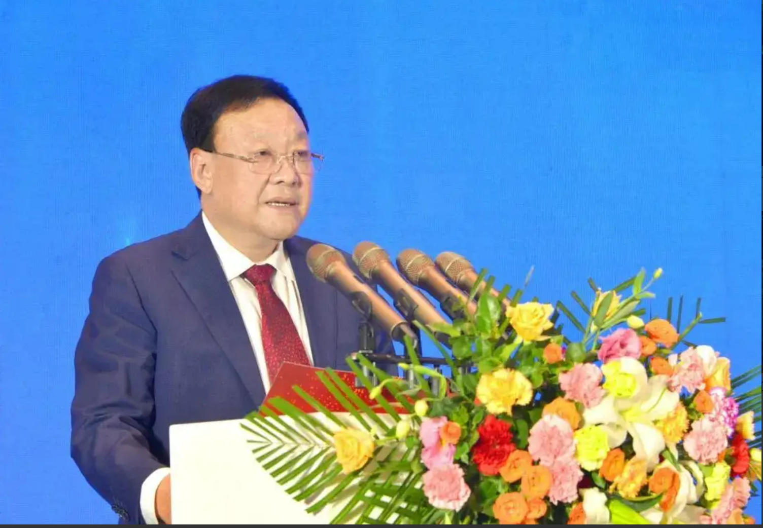 这份材料显示,高兰银从19岁开始创业.