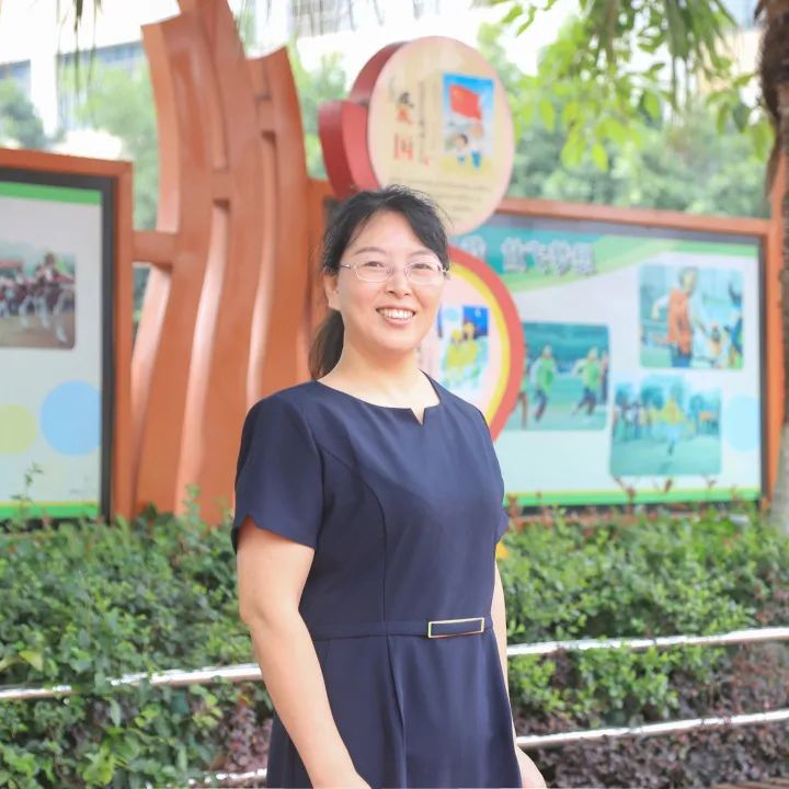 读书月，南湖小学继续深入开展书香校园建设和读书节活动