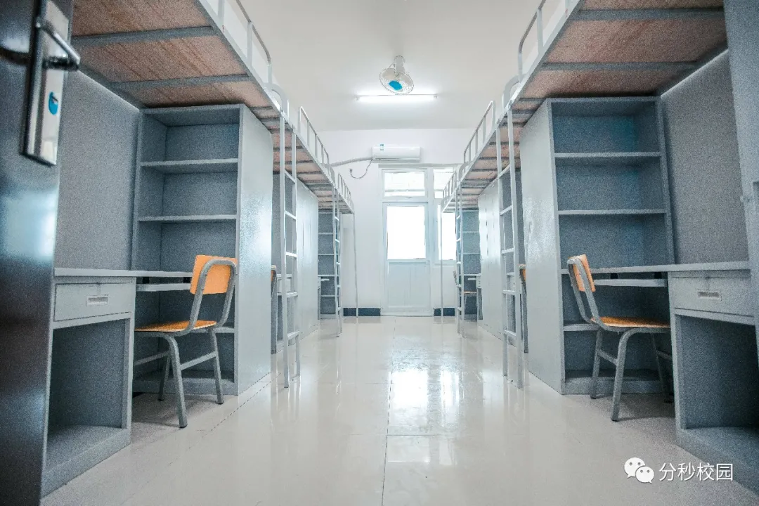 开学季 | 荆州学院，只为等你