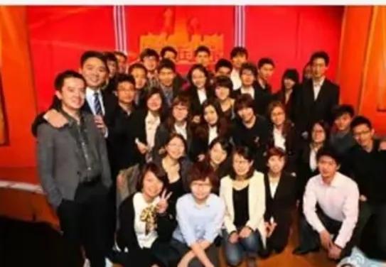 最励志助理张雱：名下427家公司，30岁就身家180亿，比老板还厉害